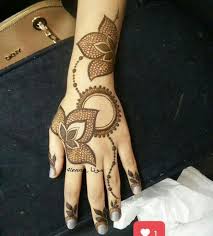 Pin By Shakila Majid On Henna With Images Mehndi Designs Book Mehndi Designs Simple Mehndi Designs