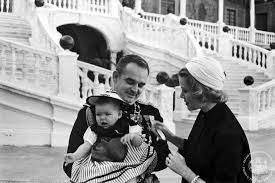 With rare exceptions, i don't own anything i post. Grace Kelly Steckbrief News Bilder Gala De