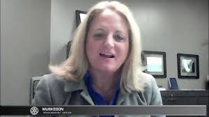 Lisa Sabourin's Instagram, Twitter & Facebook