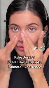 Kylie Hands