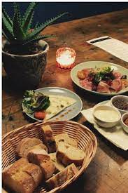 40 Restaurants In Dusseldorf Die Einen Besuch Wert Sind Restaurant Dusseldorf Spanisches Restaurant Essen Und Trinken