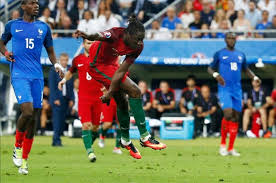 Pertandingan final euro 2016 antara portugal dan prancis yg berlangsung di stadion stade de france, paris. Prancis Vs Portugal Momen Les Bleus Balas Kekalahan Di Final Euro 2016 Bolasport Com