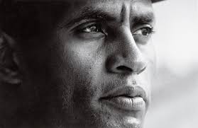 Roberto Clemente Museum Exhibit Honors Baseball Great