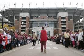 should bryant denny stadium be able to sell alcohol