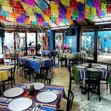 Ambiente Oaxaqueño bajo frescas palapas