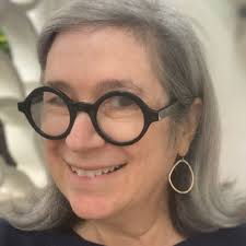 Vicki Simon's Instagram, Twitter & Facebook