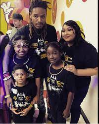 The loss of lauren maxwell hurt a lot to wap's family but the family has other five children as well and they are aydin who was born to his girlfriend ariel reese in 2011, zaviera who was born to his other girlfriend lezhae zeona in 2015. Did You Know That Rapper Fetty Wap Has Six Baby Mamas And Five Of The Children Were Born Within The Last Two Years After He Became Famous