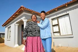 Siyabonga nomvethe of amazulu has announced his retirement from football at the age of 41. Football Presenter S Journey From Humble Beginnings