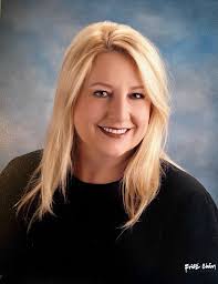 Deborah Mangini's Instagram, Twitter & Facebook