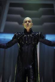 Edward thomas hardy cbe (born 15 september 1977) is an english actor and producer. Tom Hardy As Shinzon In Star Trek Nemesis Another Scenery Chewing Performance And Flawless English Accent To Be Star Trek Movies Star Trek Costume Star Trek