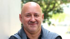 Jeremy Tutt's Instagram, Twitter & Facebook