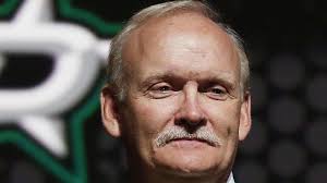 Lindy Ruff joins NHL's exclusive 700-win club