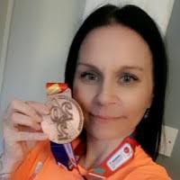 10+ "Laura Tech" profiles