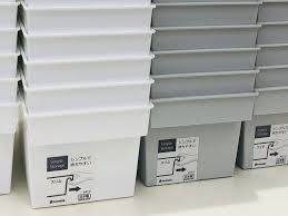 本当に100均 と驚くほど高見え ダイソーの差がつくグレー収納 サンキュ ダイソー 100均 収納