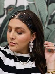 BOO! 👻 🕷️🎃💀🔮🪦🕸️ Spooky season is here—my favorite season—so put