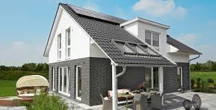 Bildergebnis Fur Haus Mit Satteldach Und Uberdachter Terrasse Haus Viebrockhaus Haus Grundriss