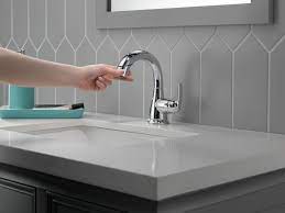 Single Handle Centerset Pull Down Bathroom Faucet 15765lf Pd Delta Faucet