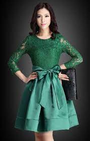 Untuk membuat dress brokat yang cantik hendaknya diberi kain pelapis untuk menutupi kekurangan brokat yang jenisnya menerawang atau tembus pandang. 51 Super Ideas Dress Brokat Kuning Dress Brokat Modern Dress Brokat Dress Pesta