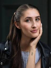 Denise German's Instagram, Twitter & Facebook