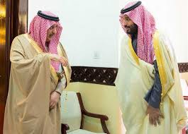 الميلاد والنشأة ولد محمد بن سلمان بن عبد العزيز آل سعود يوم 31 أغسطس/آب عام 1985. Ø£Ø¨Ù†Ø§Ø¡ ÙˆØ£Ø­ÙØ§Ø¯ Ø§Ù„Ø£Ù…ÙŠØ± Ø·Ù„Ø§Ù„ ÙŠÙˆØ¯Ø¹ÙˆÙ†Ù‡ Ø¥Ù„Ù‰ Ù…Ø«ÙˆØ§Ù‡ Ø§Ù„Ø£Ø®ÙŠØ± ØµÙˆØ± ÙˆÙÙŠØ¯ÙŠÙˆ Ø§Ù„Ù…ØµØ±ÙŠ Ø§Ù„ÙŠÙˆÙ…