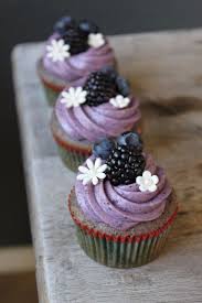 Check spelling or type a new query. 40 Cool Cupcake Decorating Ideas
