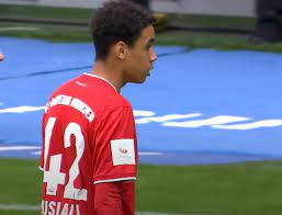 He is 17 years old from germany and playing for bayern münchen in the germany 1. Contract Extension Jamal Musiala Signs Long Term Fc Bayern Deal