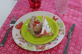 Les pliages de serviette selectionnés sont les plus simples à réaliser. Tuto Pliage De Serviette Couronne Mesa Bella Blog