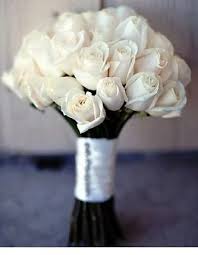 Pin By Patricia On Wedding Flowers In 2020 Wedding Flower Guide Online Wedding Flowers Simple Wedding Bouquets