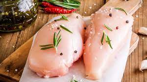 كم سعرة حرارية في صدور الدجاج أصداء