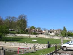 Clinique saint louis 1 r basset 78300 poissy (à 29 km de goussonville) gynécologue obstétriciens à poissy. Clinique Du Chateau De Goussonville Mapio Net