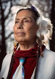 破碎的锁链_购票_剧情介绍_演职人员_图集-猫眼电影