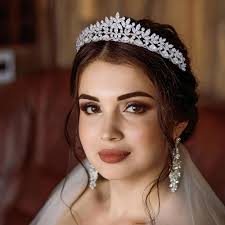 Amazon.com : Aoligrace Silver Cubic Zirconia Small Wedding Crowns for Bride  CZ Birthday Party Floral Tiaras Sweet 16 Prom Hair Accessories : Beauty &  ...