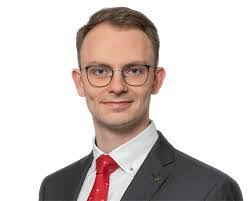 Ken Laws's Instagram, Twitter & Facebook