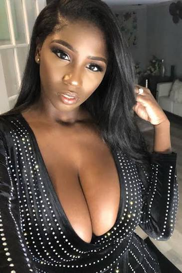 Ika Ellis - Stunning High Res Photo Shoot