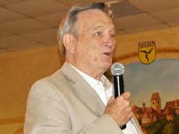 Helen celebrates 50th birthday of Alpine Village theme