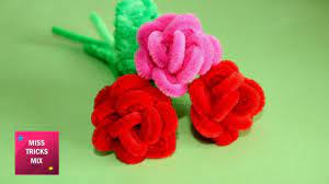 Measure the center part around your finger and twist them all together to make a ring. Diy How To Make A Rose Using Pipe Cleaner Spring Crafts Youtube