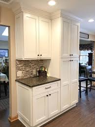 Kitchens Whitekitchens Kitchencabinets Kitchencabinetry Cabinets Cabinetry Countertop Countertops Kitc Kitchen Renovation Home Kitchens Kitchen Design