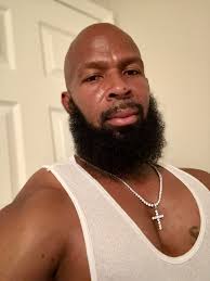 Comparison of Men's Facial Hair and Women's Makeup