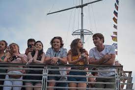 Joey king, jacob elordi, and joel courtney of the kissing booth kiss random objects like a hairless cat, a salt lamp, sushi and each other.watch the kissing. Ju4rbxbsfecsrm