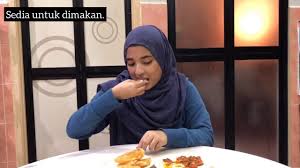 Pelbagai lauk pauk tidak akan sempurna jika tidak diiringi dengan nasi. Makanan Tradisional Kaum Di Malaysia Roti Puri Mpu2163 Youtube