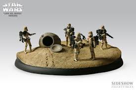 Polystone Diorama Star Wars Look Sir Droids 2205 Sideshow Star Wars Star Wars Figures Star Wars Artwork