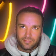 Travis Kidd (@traviskidd)