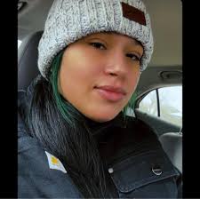 You've never seen a more cringeworthy air guitar solo #classiccountry  #countrymusic