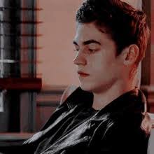 Scott Hardin's Instagram, Twitter & Facebook