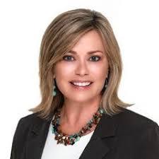 Lisa Backes's Instagram, Twitter & Facebook