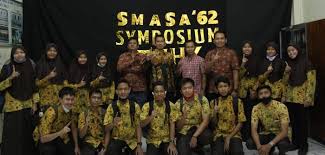 Sm meliputi jenjang pendidikan sekolah menengah atas (sma), sekolah menegah kejuruan (smk), madrasah aliyah dan sederajat. Sma Negeri 1 Pasuruan