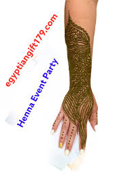 The small shop is located right along the venice beach boardwalk and. Henna Orlando Florida Usa Egyptiangift179 Com Phone 4079608247 Henna Party Event Picture Of Egyptian Gifts Henna Tattoos Kissimmee Tripadvisor