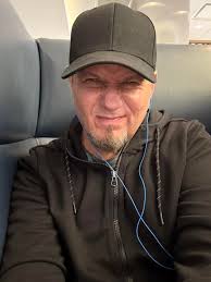 Profil för Tim Ripper Owens "Official Page"