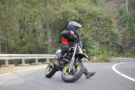 Klx 150 supermoto own version was exhibited at the event indonesia international motor show (iims) 2009 closed last week. Dasar Supermoto Ban Seperti Apa Yang Seharusnya Dipakai Tmcblog Com