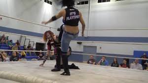 It's a subreddit dedicated to the sex appeal of female wrestlers and other women wrestling (and occasionally mma) industries. Atomic Wrestling Rosemary Vs Mia Yim Vs Amber Nova 11 17 2017 Atomic Revolutionary Wrestling